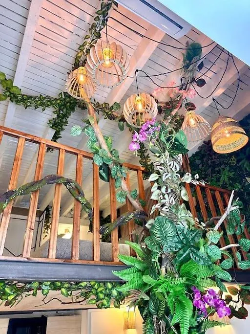 Jungle Love Room Avec Jaccuzi Au Coeur De Nice